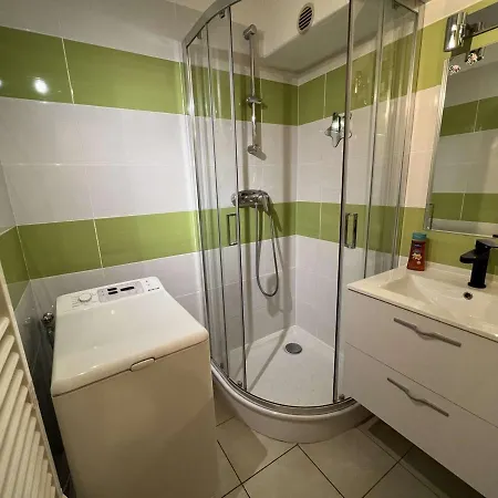 T2 6 Pers, Jardin & Piscine, Wifi - Fr-1-702-18 Apartment